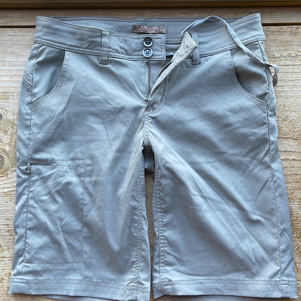 PRANA Bermuda hiking short sz 4
